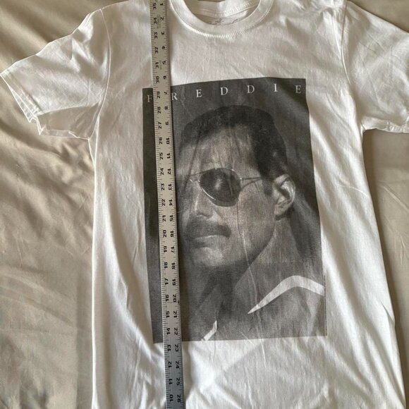 White Freddie Mercury with Sunglasses Tee - Picture 5 of 5